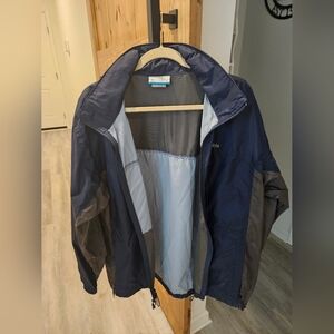 Columbia Blue and Gray Windbreaker Lightweight Weather-Resistant